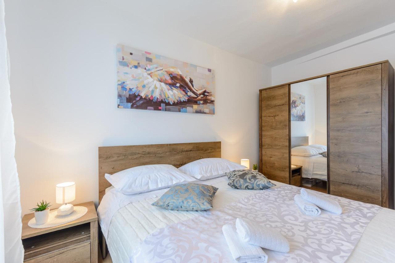 Apartman Mare Milna  Esterno foto
