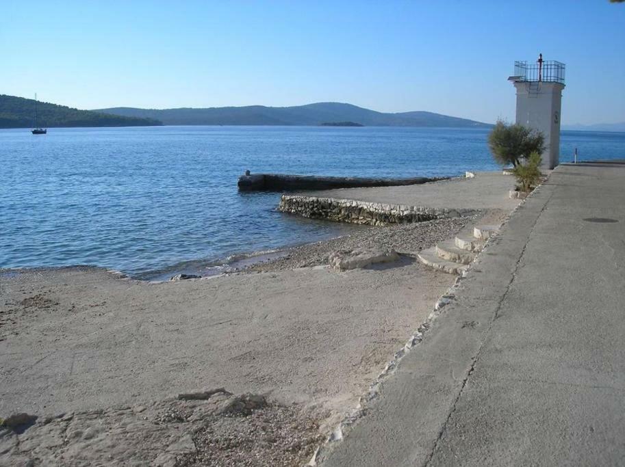 Apartman Mare Milna  Esterno foto